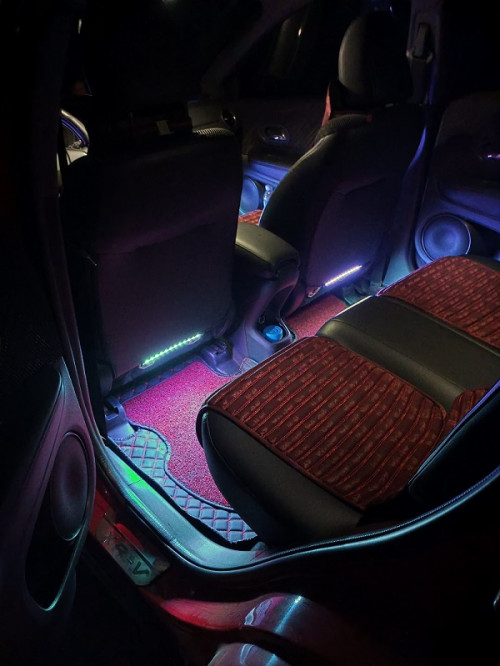 Review Den Led Gam Ghe O To Xecuatoi (4)